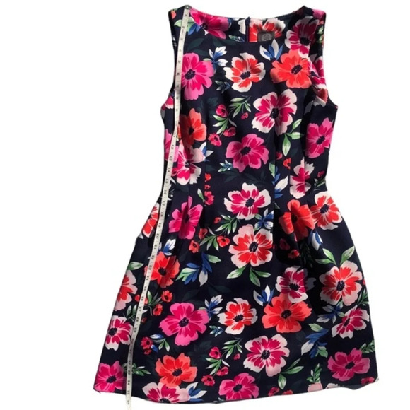 Vince Camuto Fit and Flare Sleeveless Flowy Floral Jacquard Dress Size 8 - Picture 13 of 13